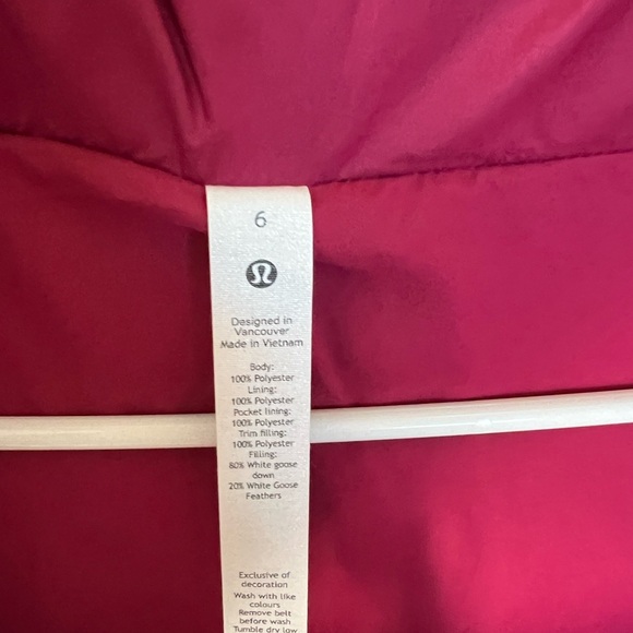 NWT Lululemon Wunder Puff Waist Vest Size 6 in Pomgranate - Picture 6 of 8